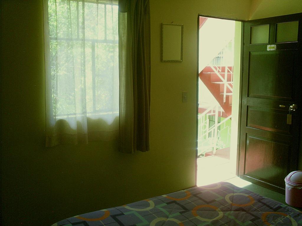 פונו El Manzano Guest House חדר תמונה