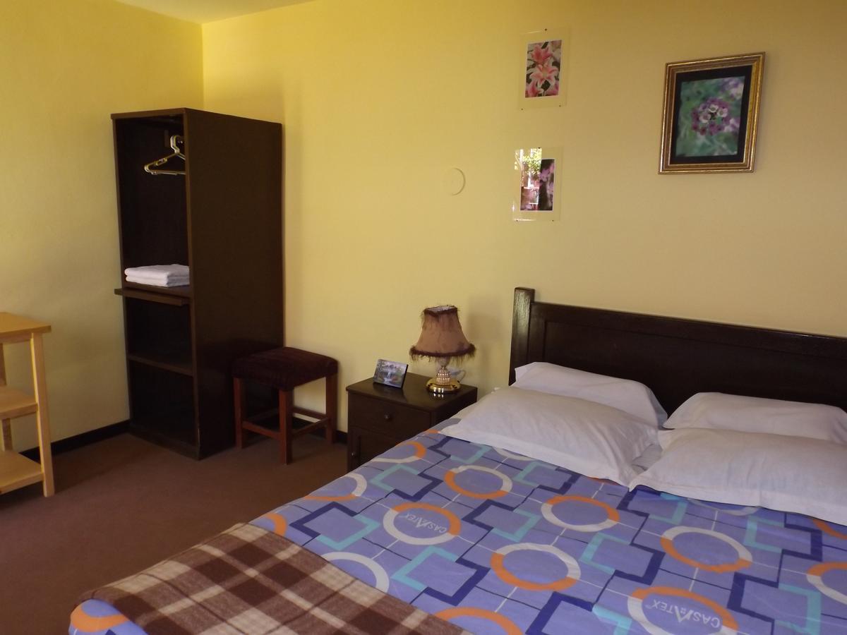 פונו El Manzano Guest House מראה חיצוני תמונה