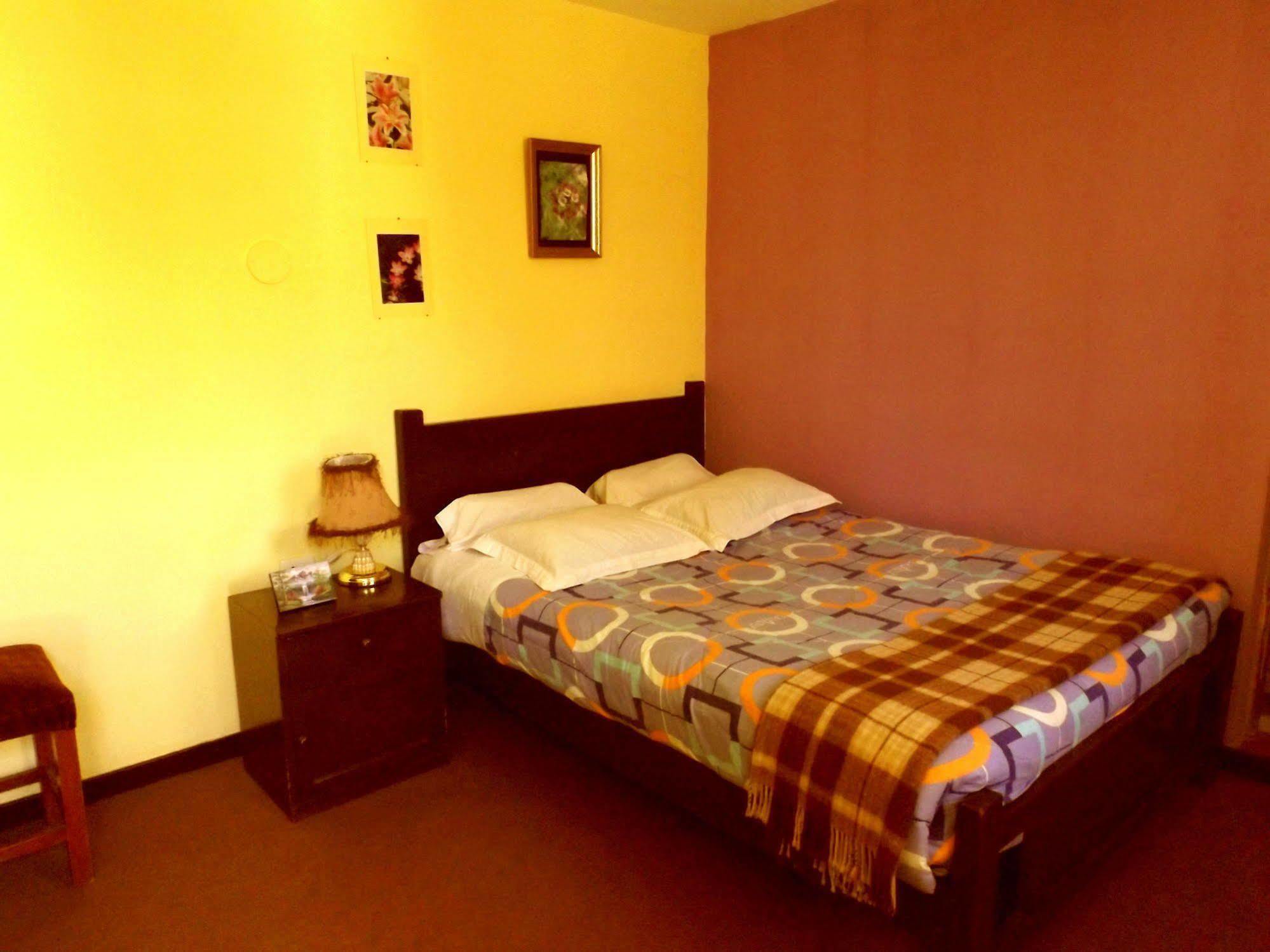 פונו El Manzano Guest House מראה חיצוני תמונה